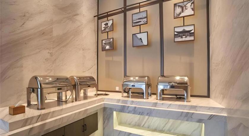 Metropolo Hotel Shijiazhuang Yuhua Wanda Plaza Εξωτερικό φωτογραφία